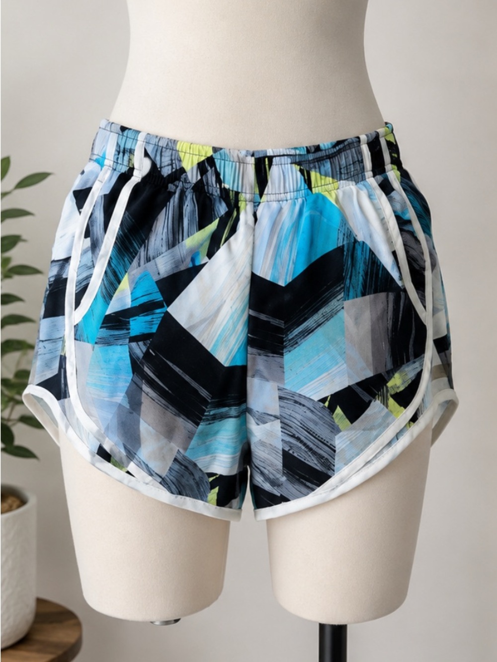 Calvin Klein Performance Geometric Print Athletic Shorts - Blue, Black, White